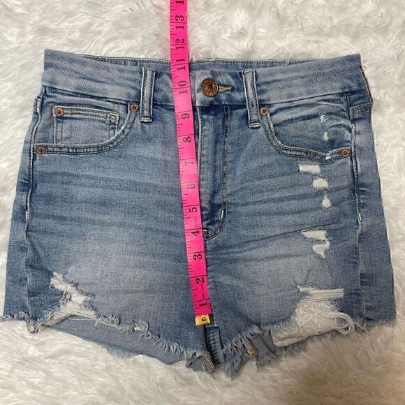 American Eagle Curvy Hi Rise Shortie Stretch Denim Jeans Shorts Size 2 Distresse - Picture 5 of 11